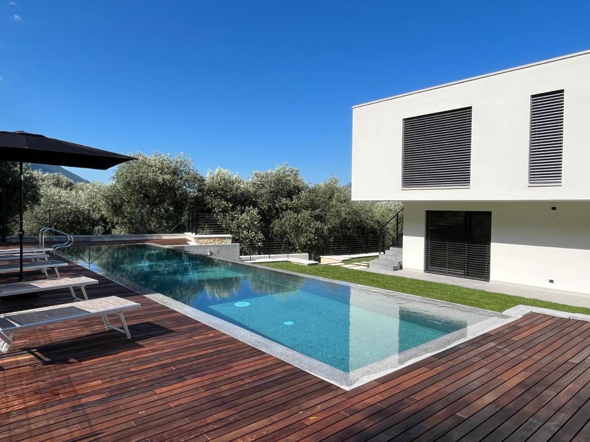 Olivo Luxury Apartments Малчезине Екстериор снимка